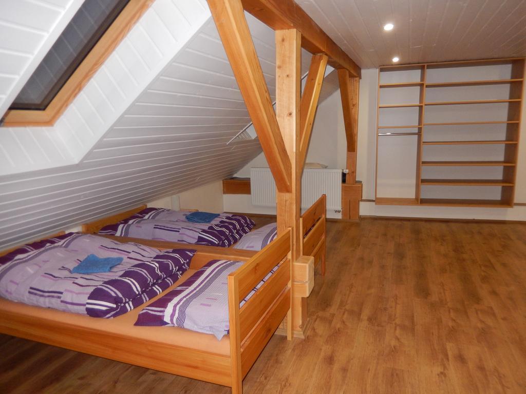 Apartment U Lochu Knovicky Exterior foto